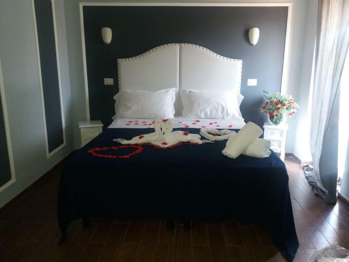 Magnolia Hotel Валмонтоне Екстериор снимка