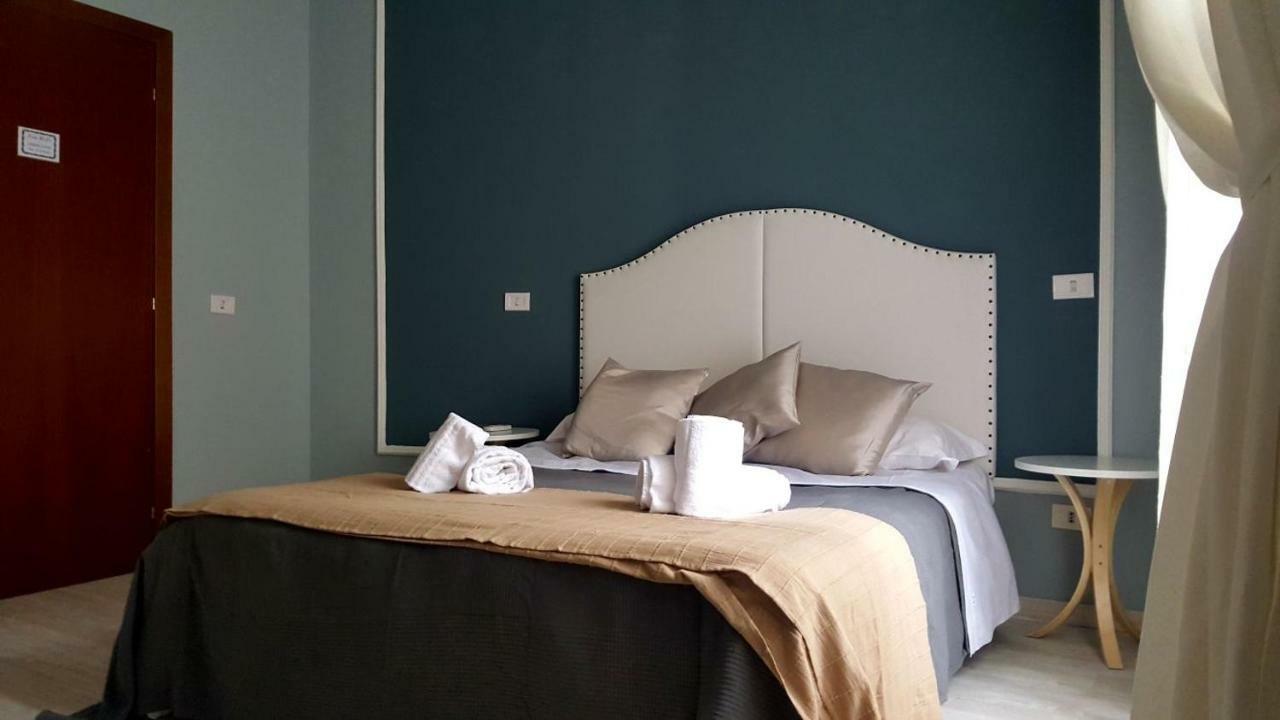 Magnolia Hotel Валмонтоне Екстериор снимка