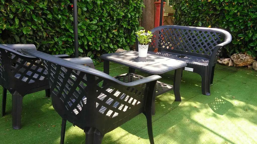 Magnolia Hotel Валмонтоне Екстериор снимка