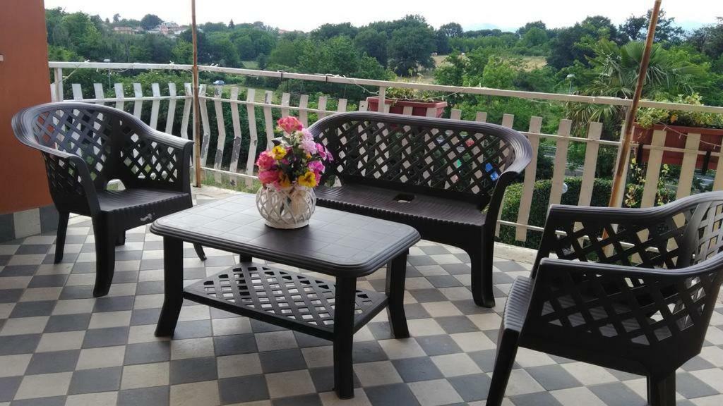 Magnolia Hotel Валмонтоне Екстериор снимка